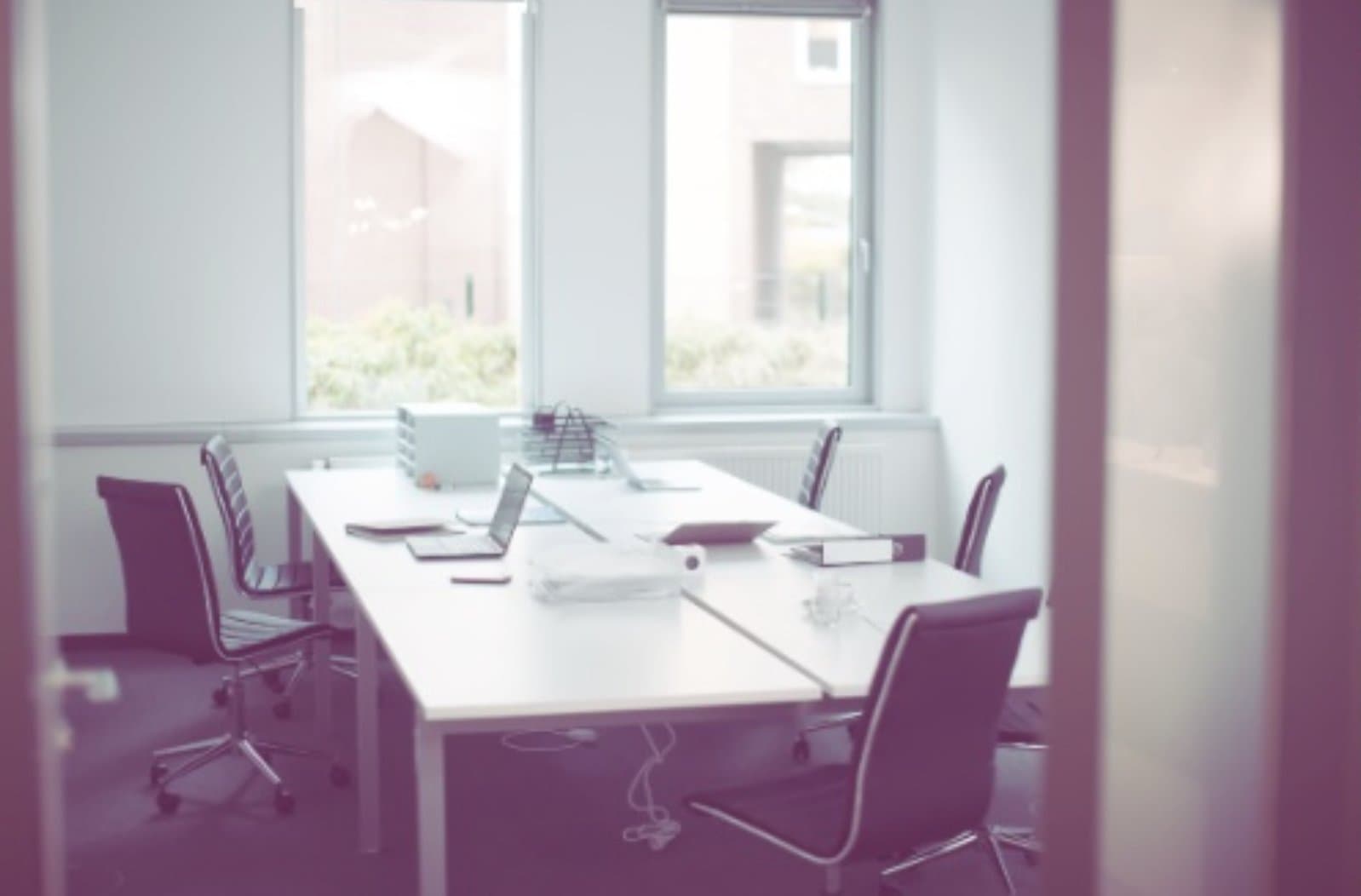 BZ-Business Center interior photo 6