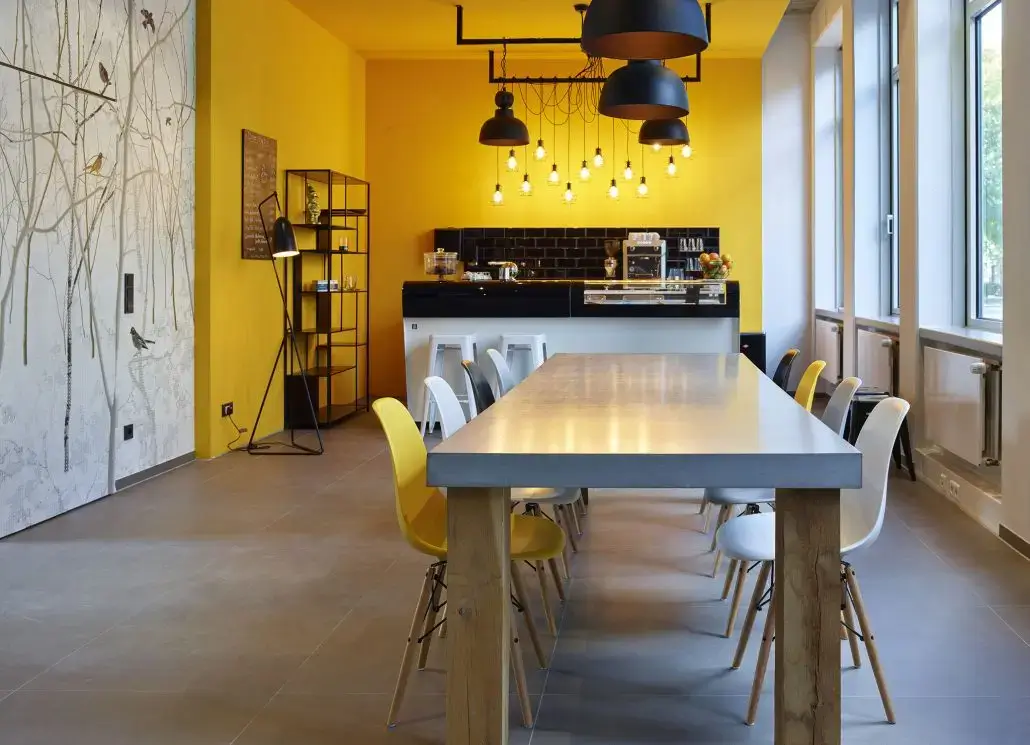 workspace A81 interior photo 9