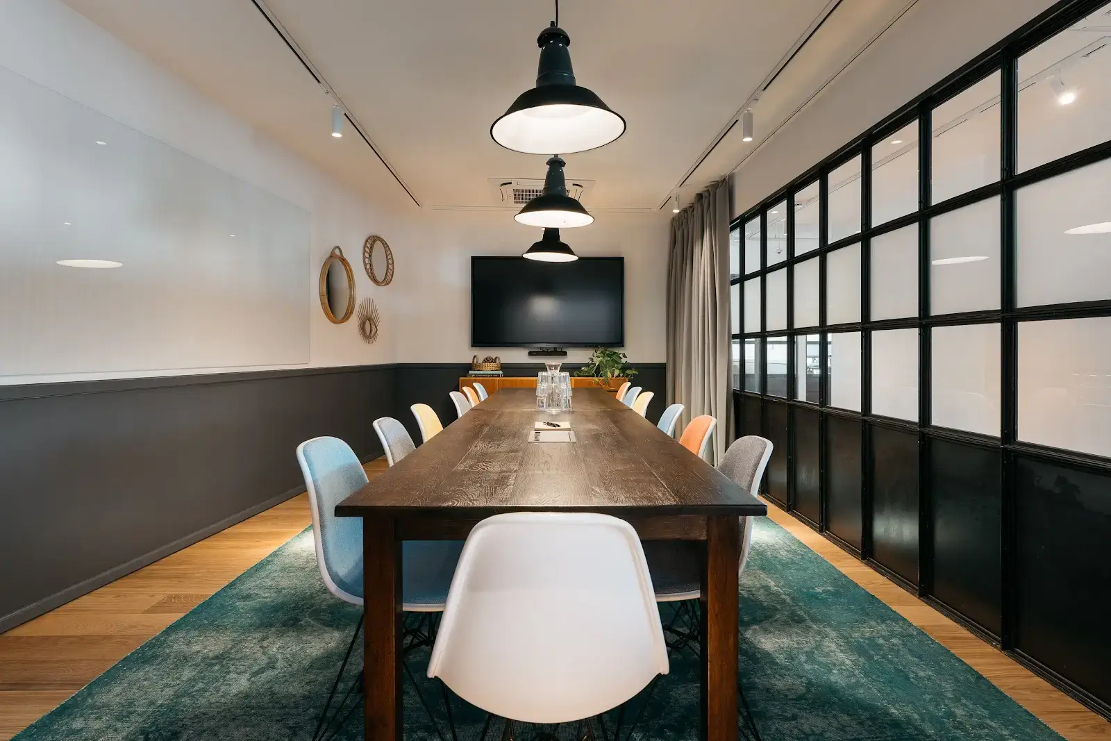 Ruby Ninu Workspaces St. Julians interior photo 4