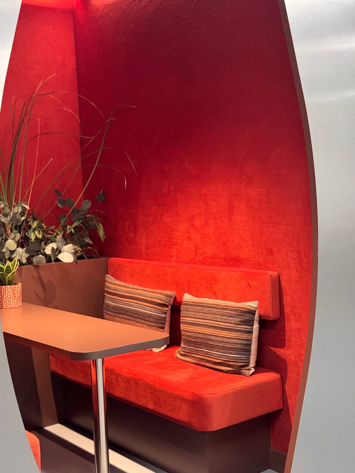 Coworking LOOM Castellana 280 interior photo 2