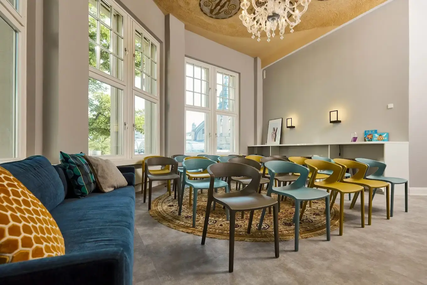 Beehive Hamburg St. Georg interior photo 5