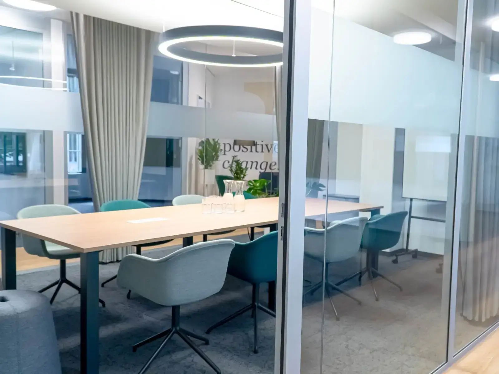 Rivvers Coworking Hamburg Atlantic Haus interior photo 11