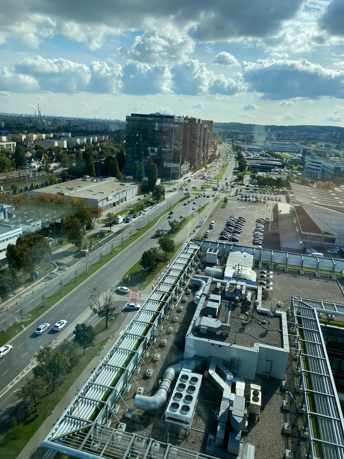 O4 Six interior photo 7