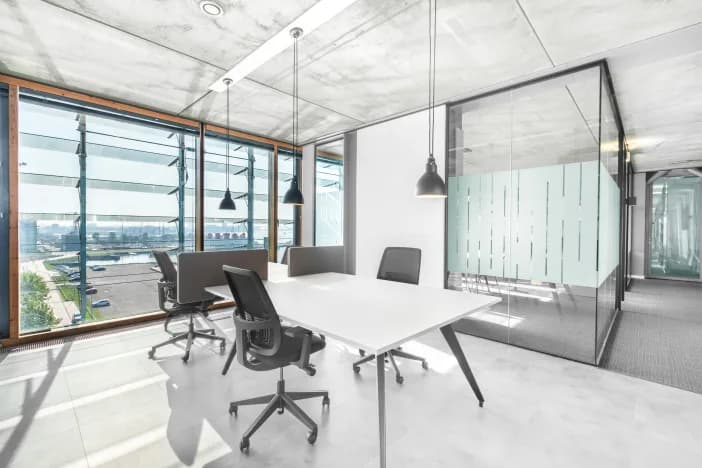 Regus Hamburg Chilehaus interior photo 3