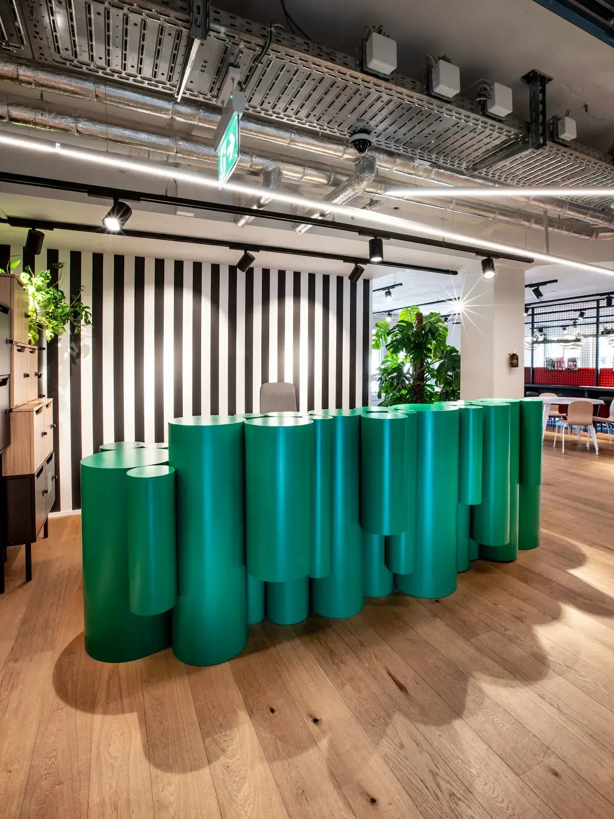 Headsquarter - The Historic interior photo 3