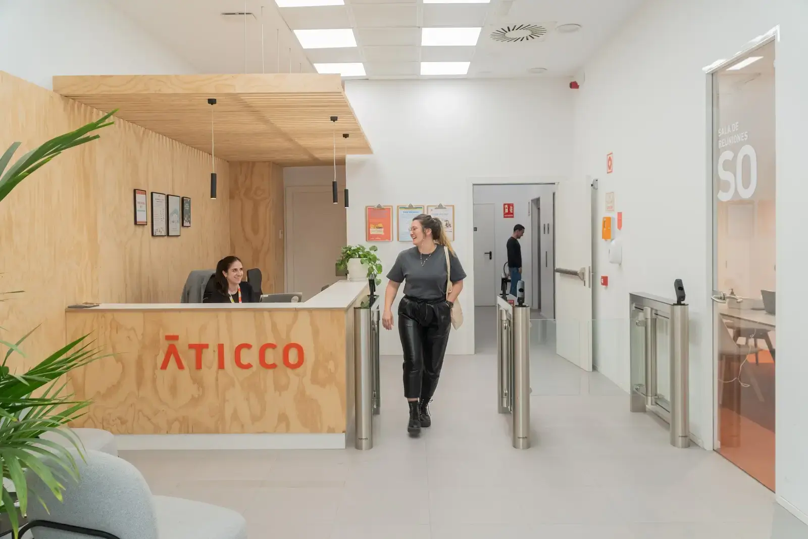 Aticco Verdaguer - Coworking Gràcia interior photo 10