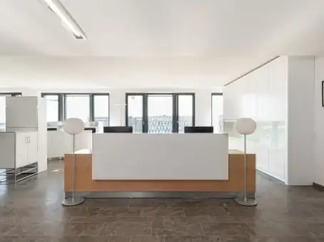 Regus Berlin Brandenburg Airport interior photo 9