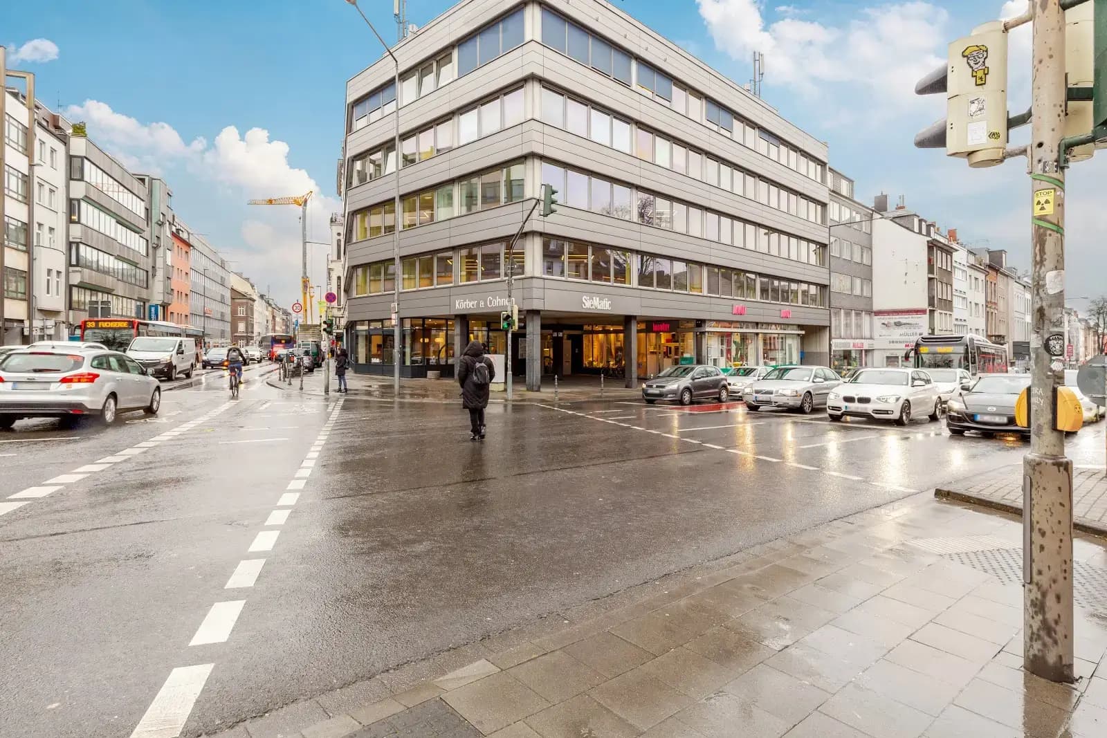 Rivvers Coworking Aachen Hauptbahnhof interior photo 6