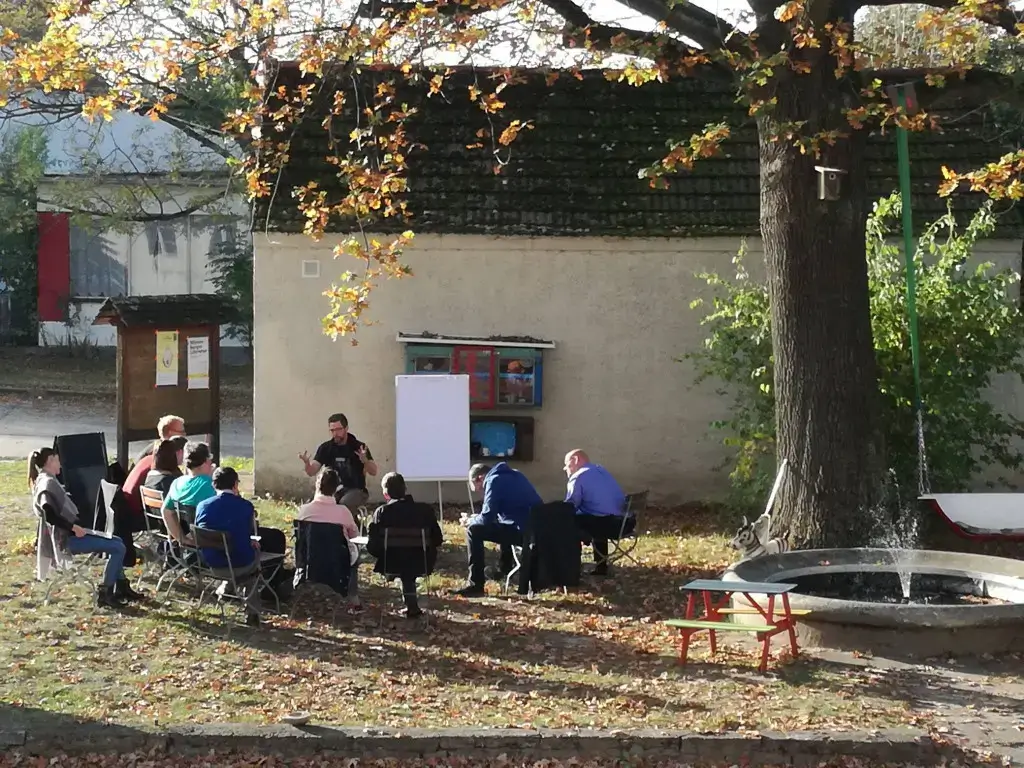 Coconat Coliving interior photo 3