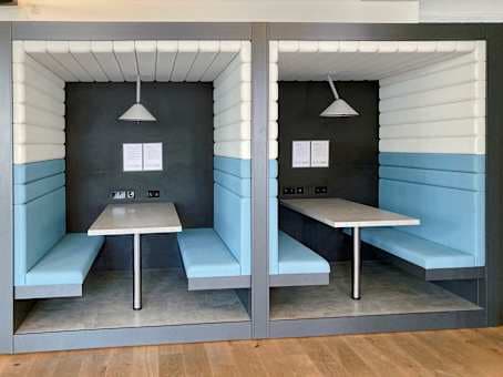 Regus Berlin Leuchtenfabrik interior photo 4