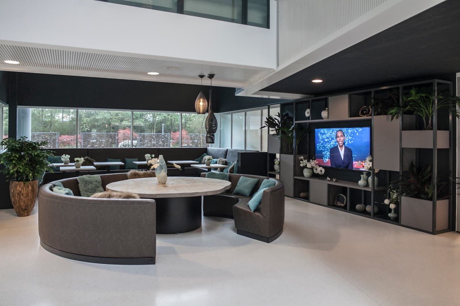 Tribes Amsterdam Adam Smith interior photo 6