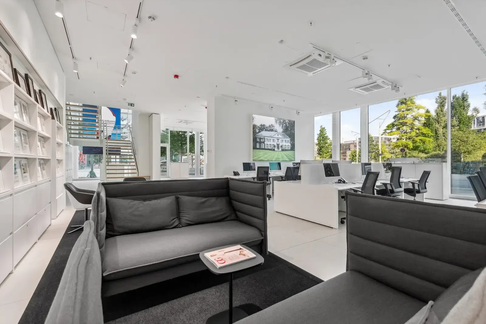 Engel & Völkers Hamburg HafenCity interior photo 8