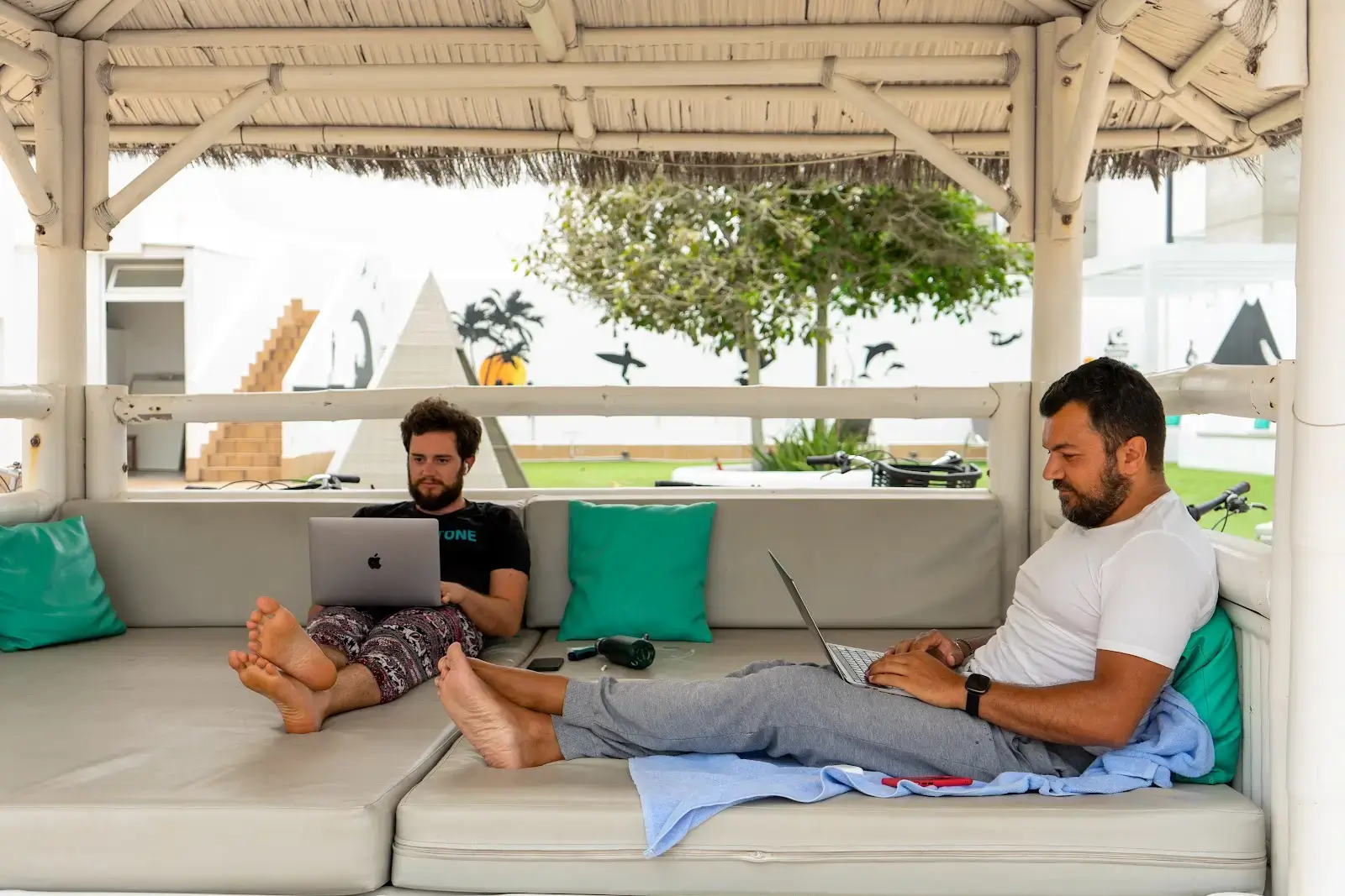 Coliving and Surfing interior photo 3