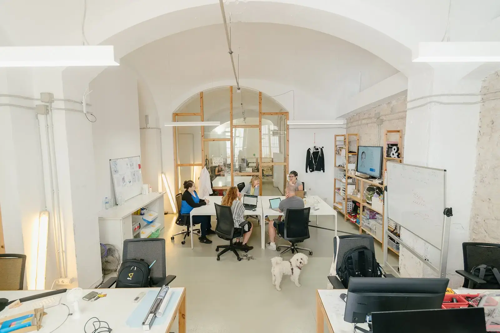 MOB Bailèn - Coworking and Office Space interior photo 3