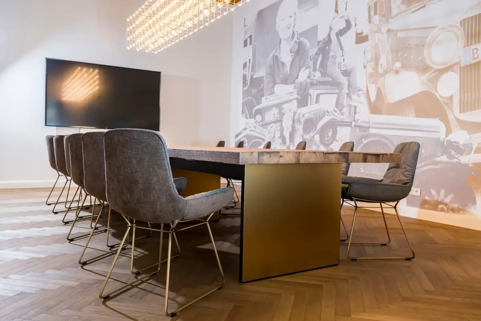 Satellite Office KUD15 Gloria Berlin interior photo 3