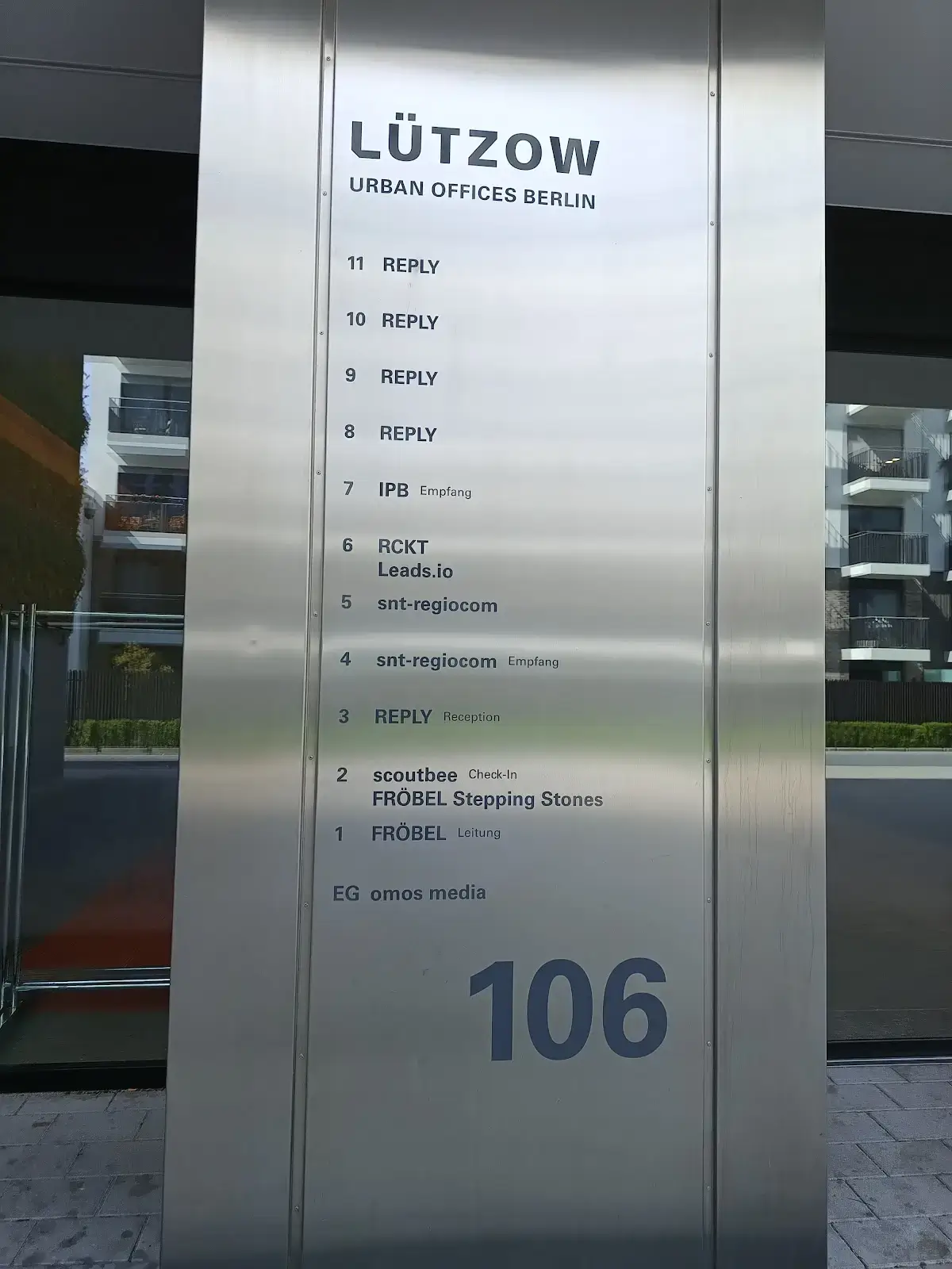 Scoutbee Office interior photo 3