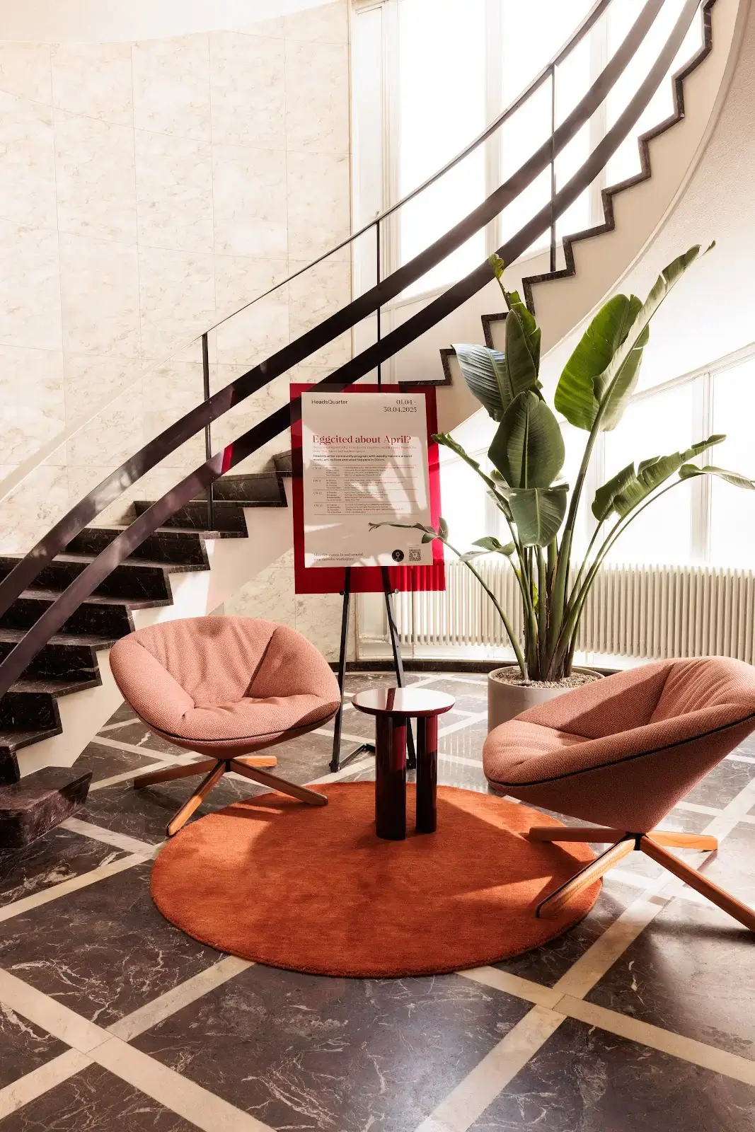 Headsquarter - The Artistic interior photo 8