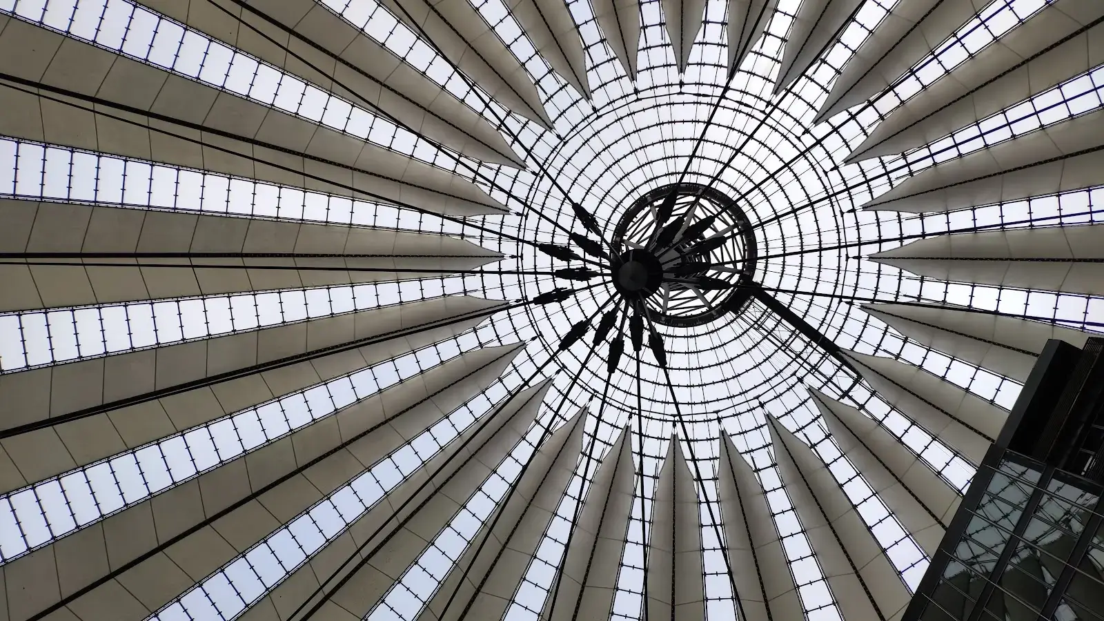 WeWork Sony Center interior photo 4