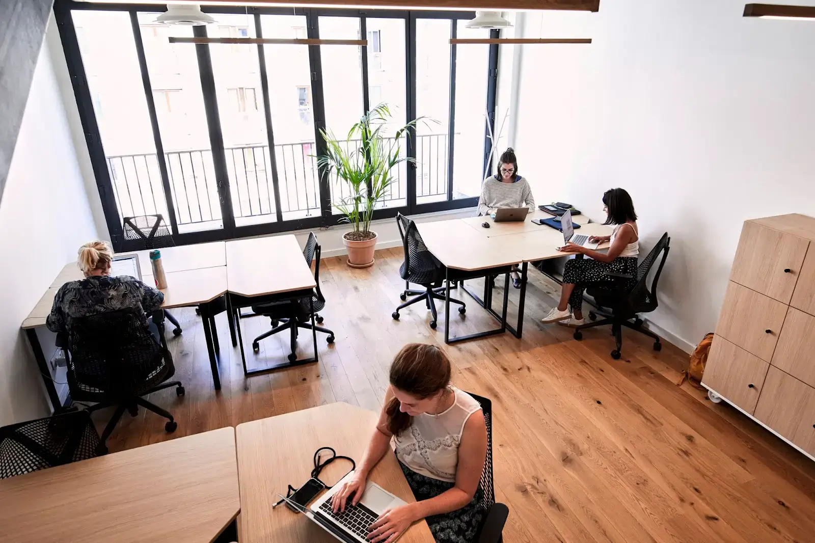 Morning, Ledru-Rollin interior photo 9