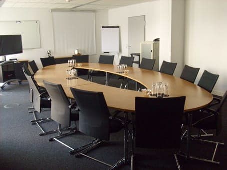 Regus Leipzig Arcus Park interior photo 8