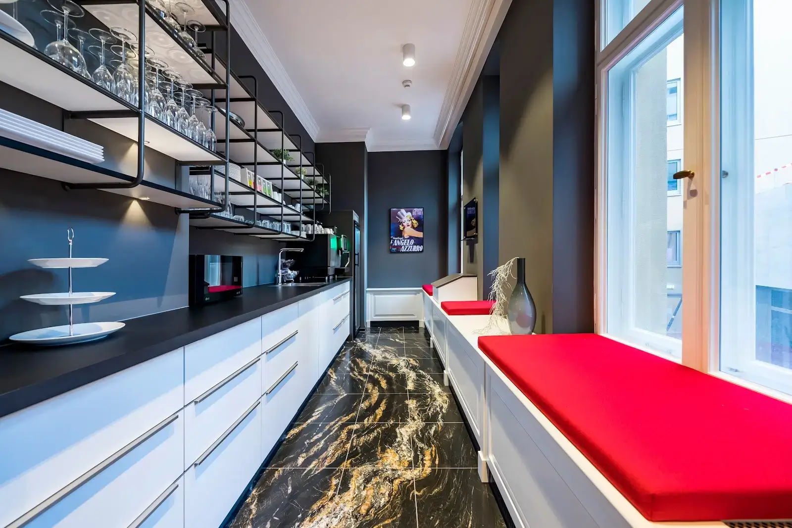 Satellite Office KUD15 Gloria Berlin interior photo 2