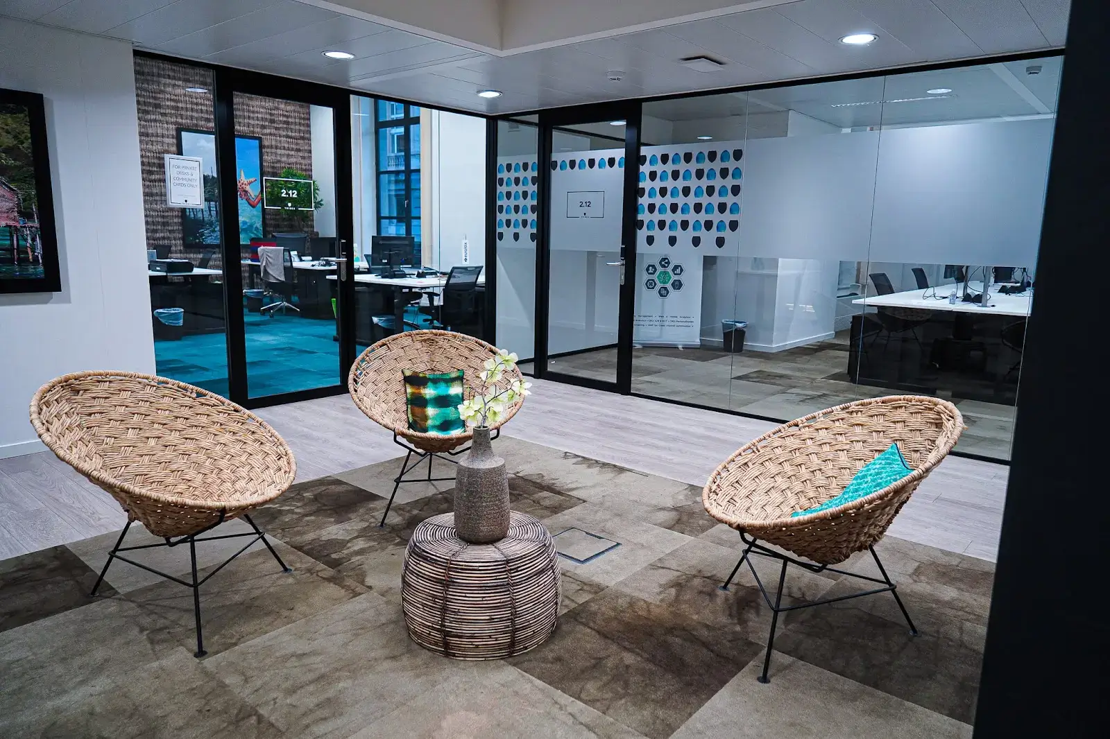 Tribes Brussels Central Station interior photo 3