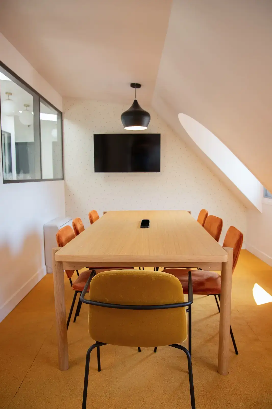 Morning, République-Boulanger interior photo 4