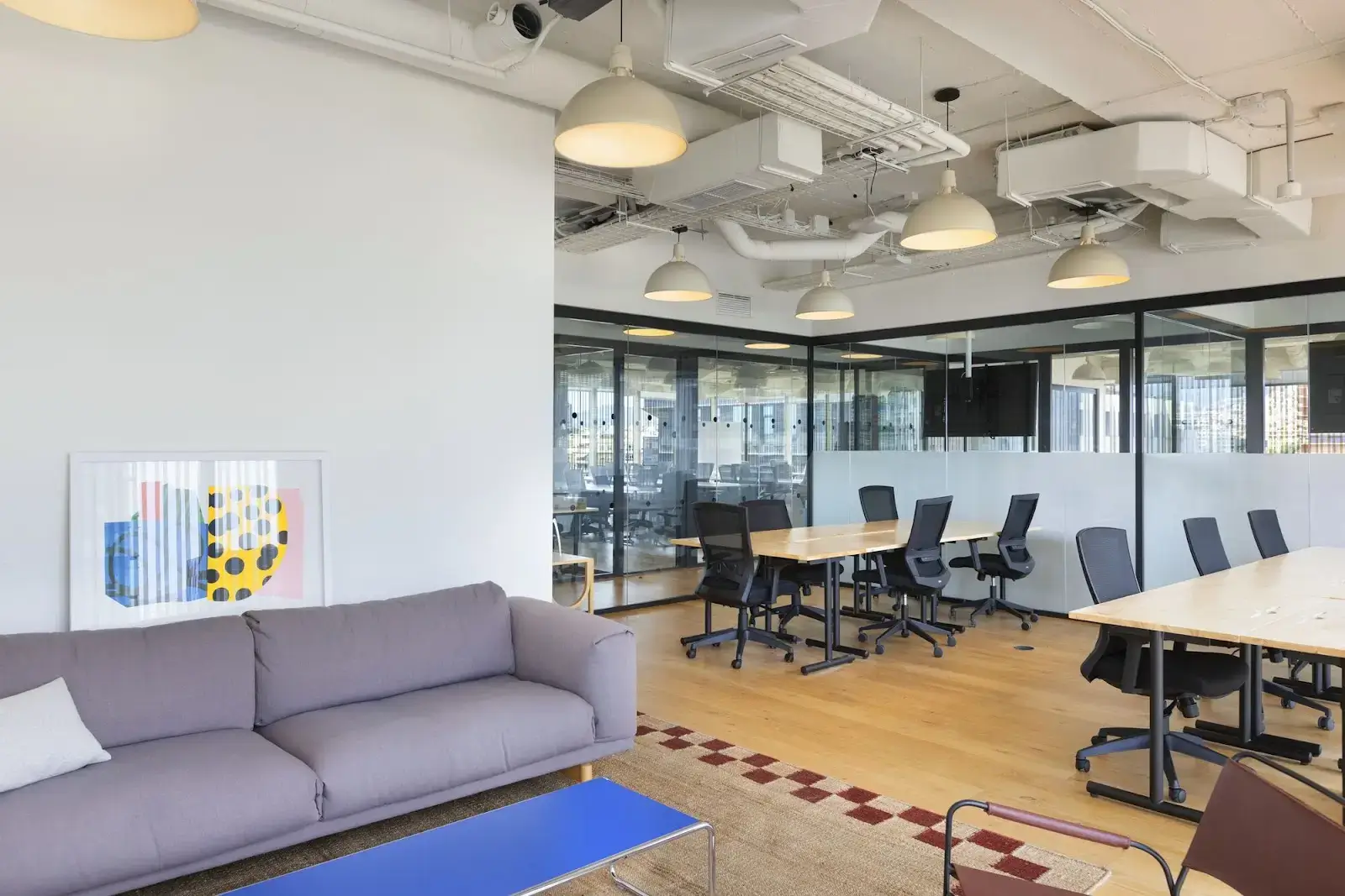WeWork Glories interior photo 3