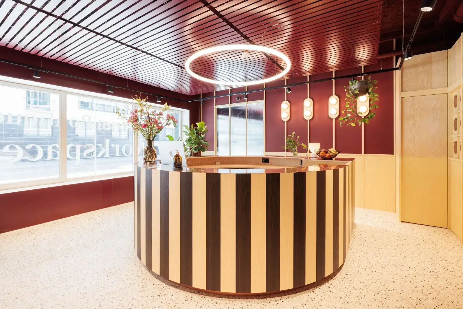 Headsquarter - The Artistic interior photo 5