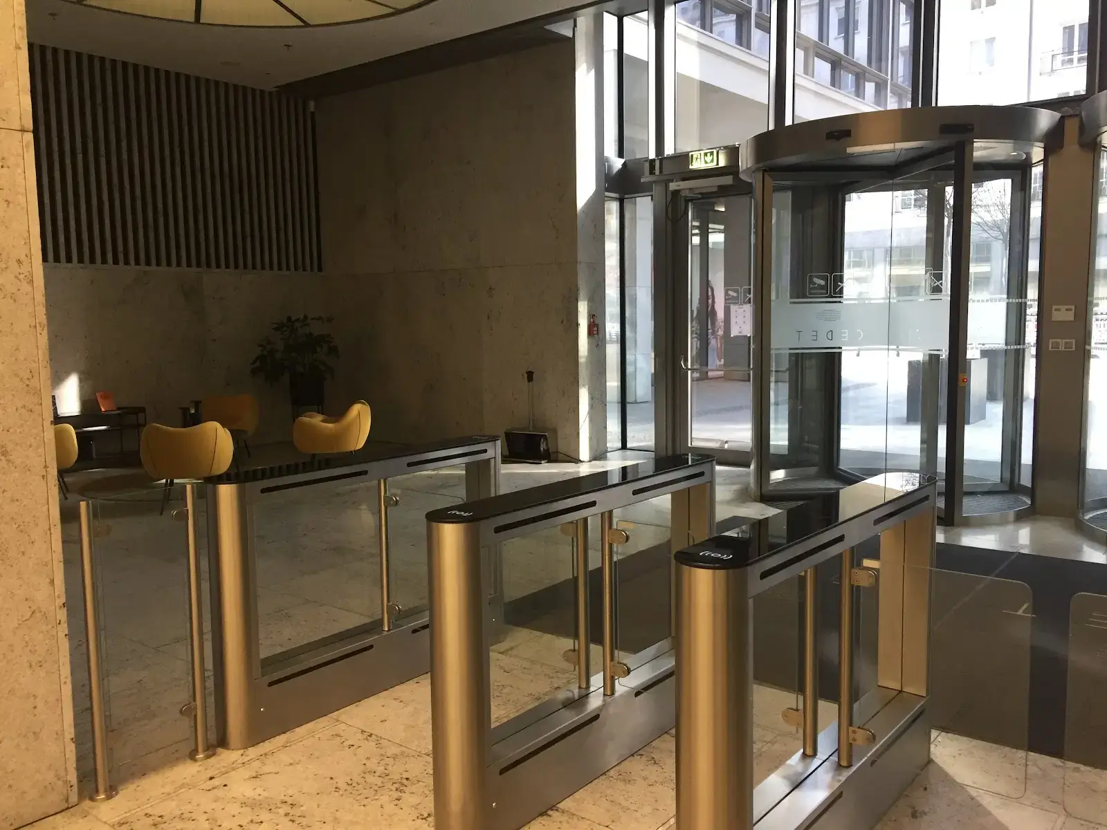 WeWork Krucza 50 interior photo 8