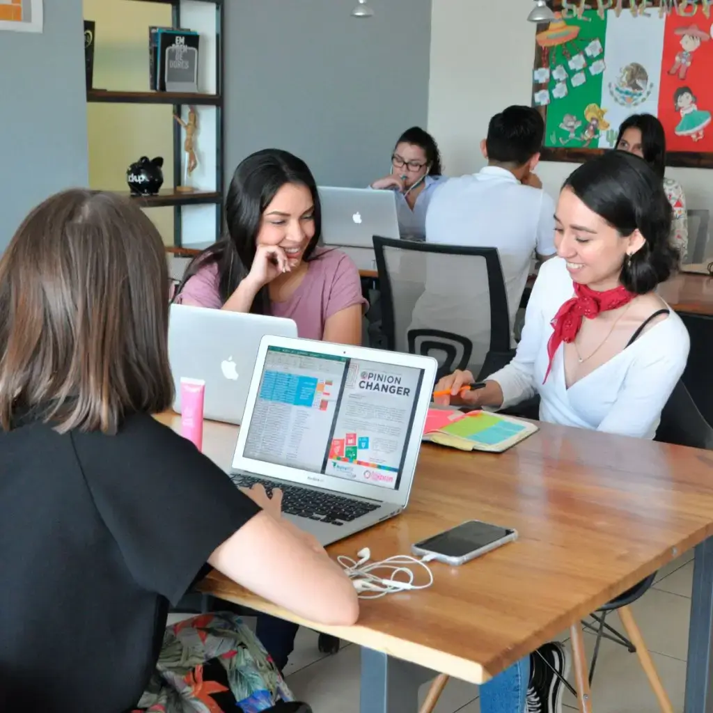 WorkHere! Coworking interior photo 9