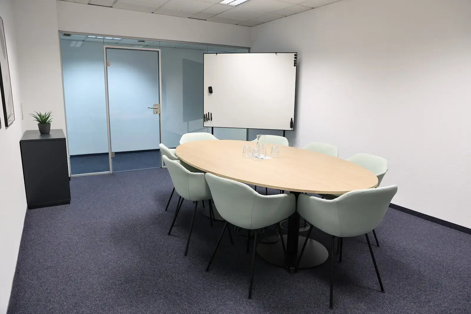 SleevesUp! Coworking Space Neuss Eastside interior photo 7