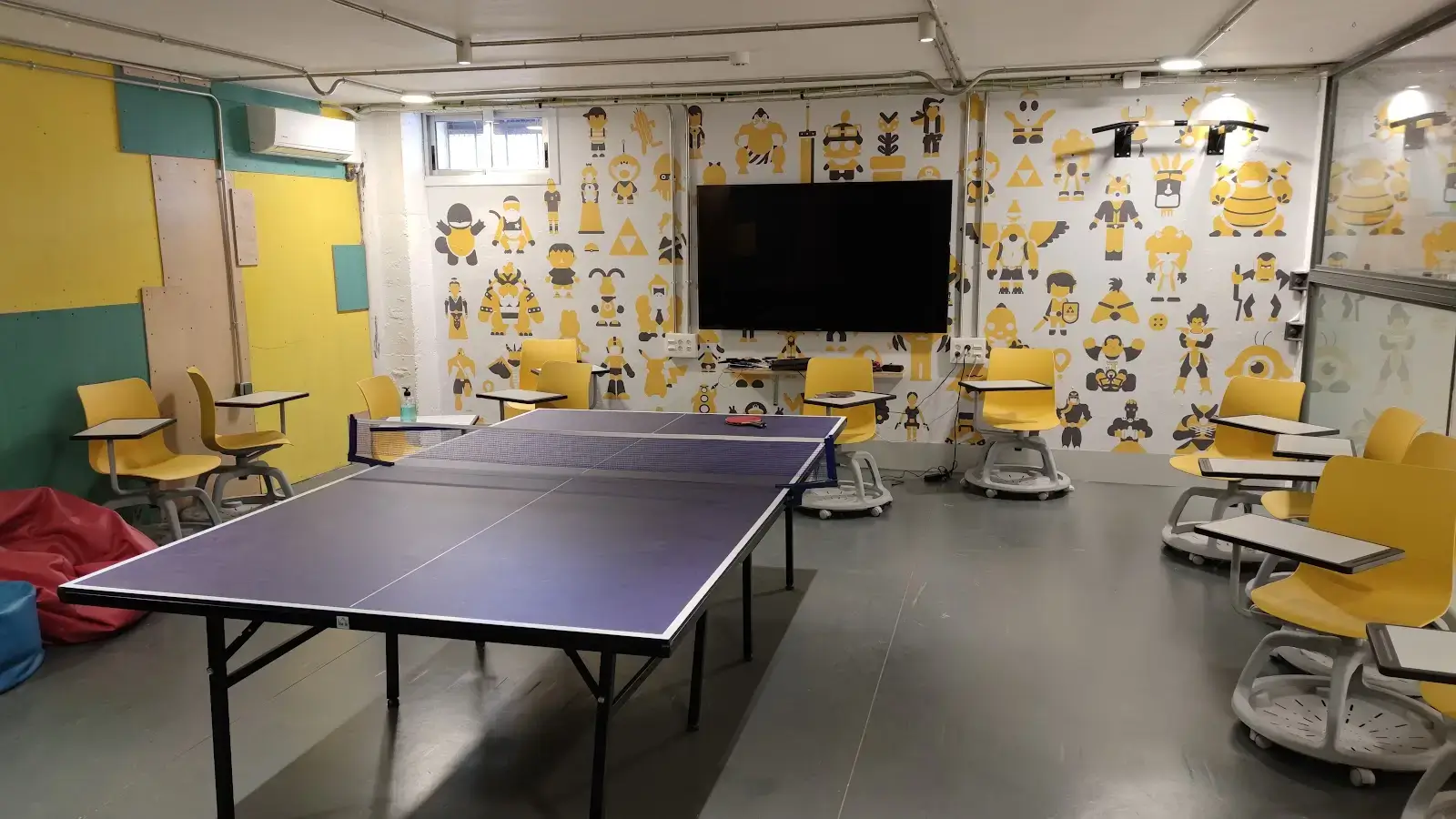 Impact Hub Barcelona interior photo 8