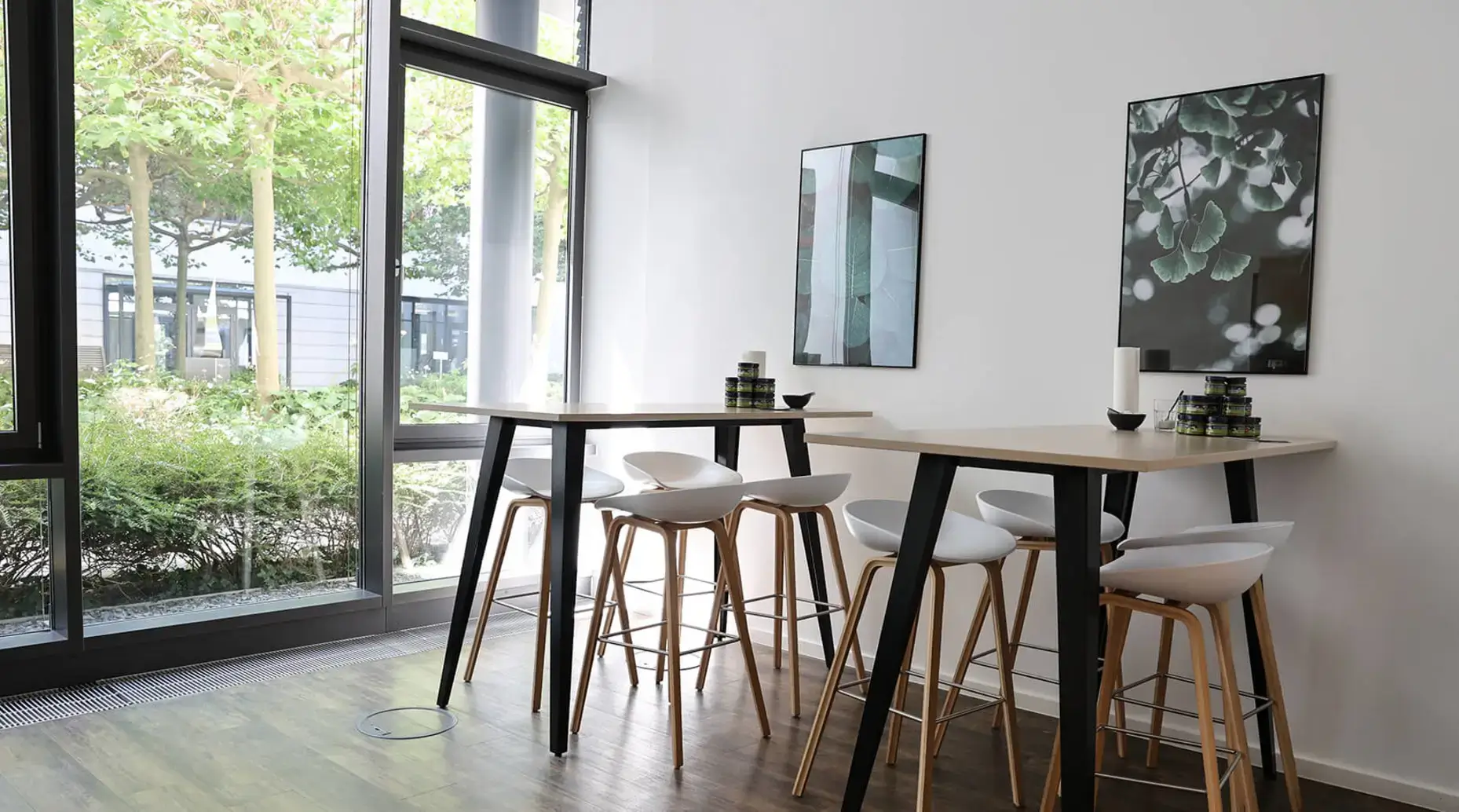 SleevesUp! München Laim interior photo 2