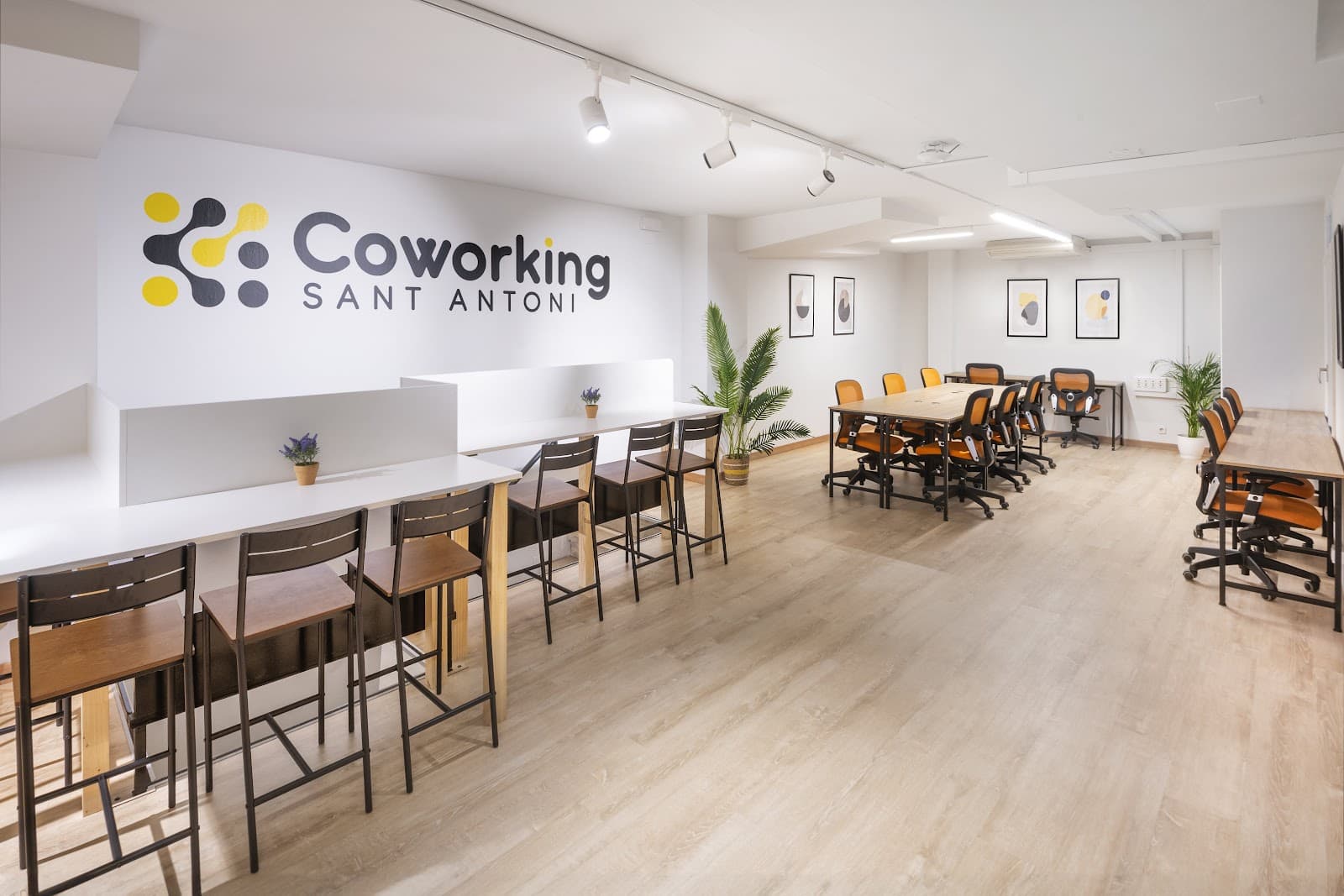 Coworking Sant Antoni Barcelona interior photo 5