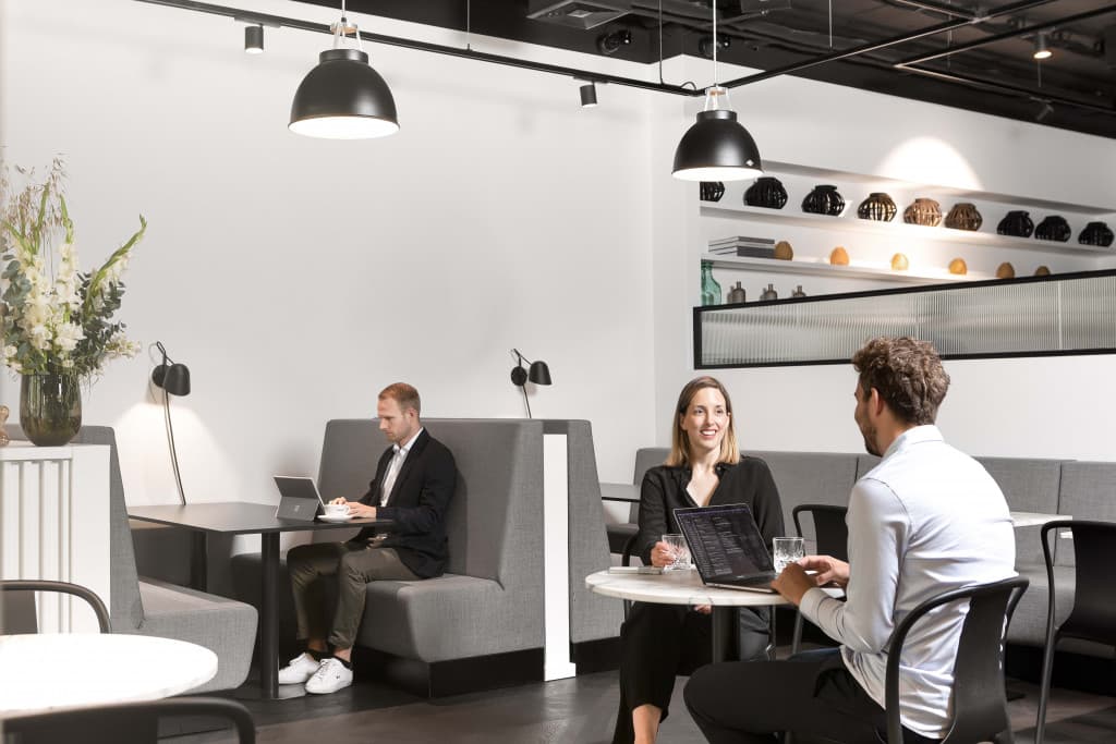 Engel & Völkers Work Edition interior photo 3