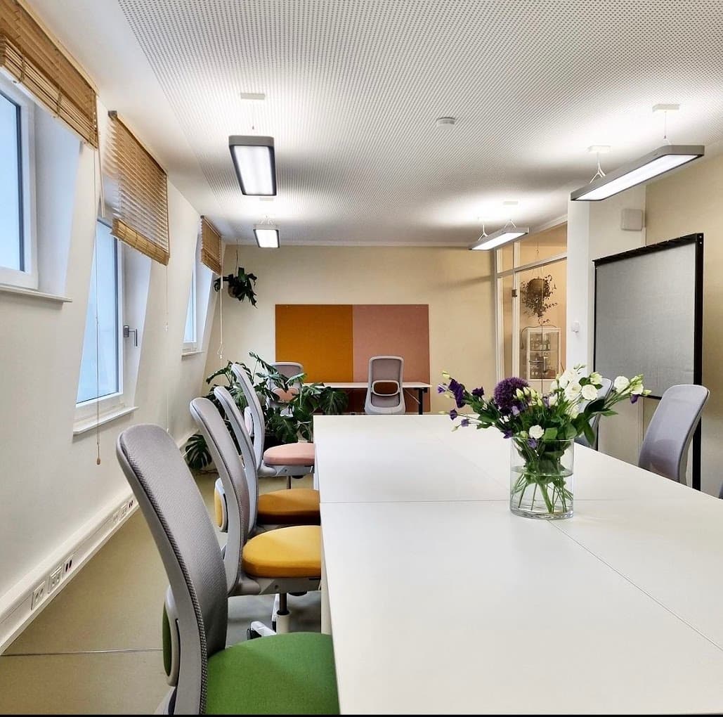 COWOKI Coworking plus interior photo 3