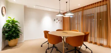 Regus Cologne Subbelrather Straße interior photo 5