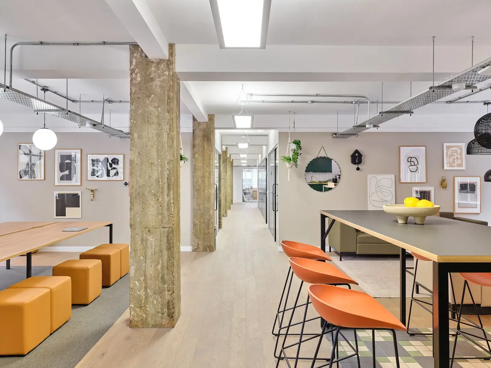 beyond Kingsbourne House interior photo 3