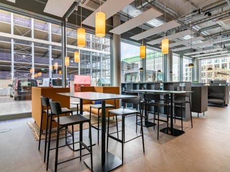 Regus Bad Homburg Basler Straße interior photo 2