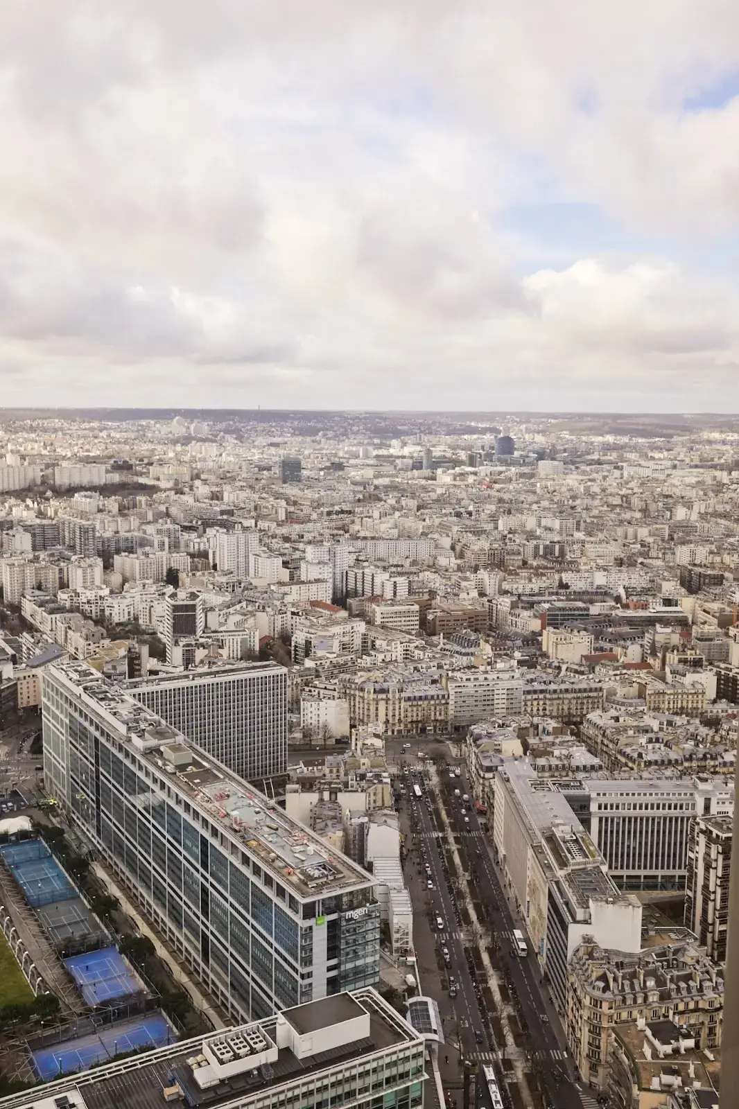 Morning, Montparnasse interior photo 7