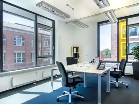 Regus Frankfurt AOC Hanauer Landstraße interior photo 10