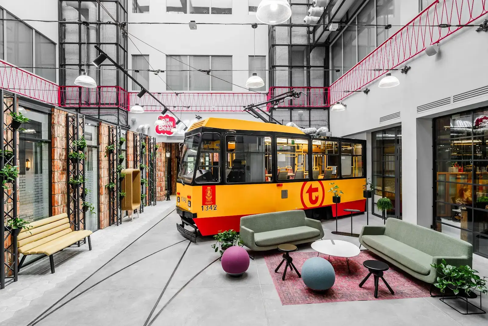 Brain Embassy Młynarska interior photo 3