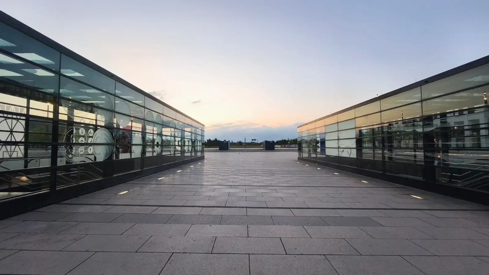 Regus Berlin Brandenburg Airport interior photo 4