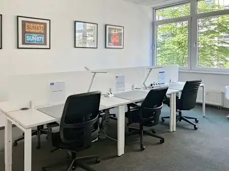 Regus Neu-Isenburg Dornhofstraße interior photo 10