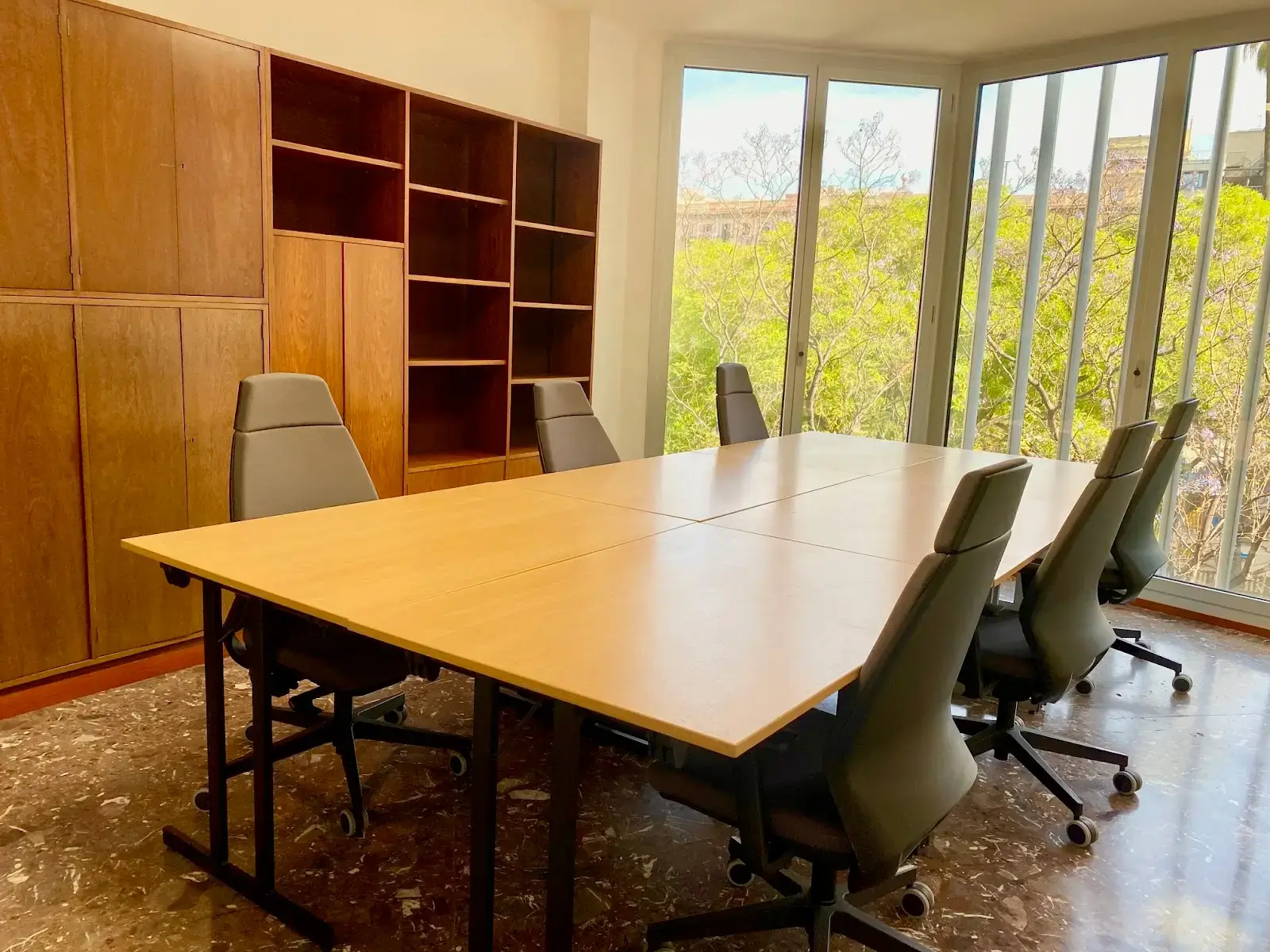 CREC Coworking Letamendi interior photo 5