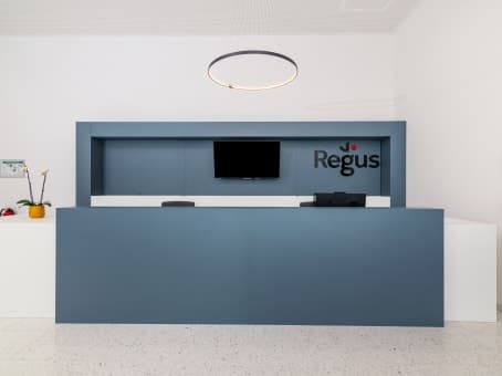 Regus Bad Homburg Basler Straße interior photo 4