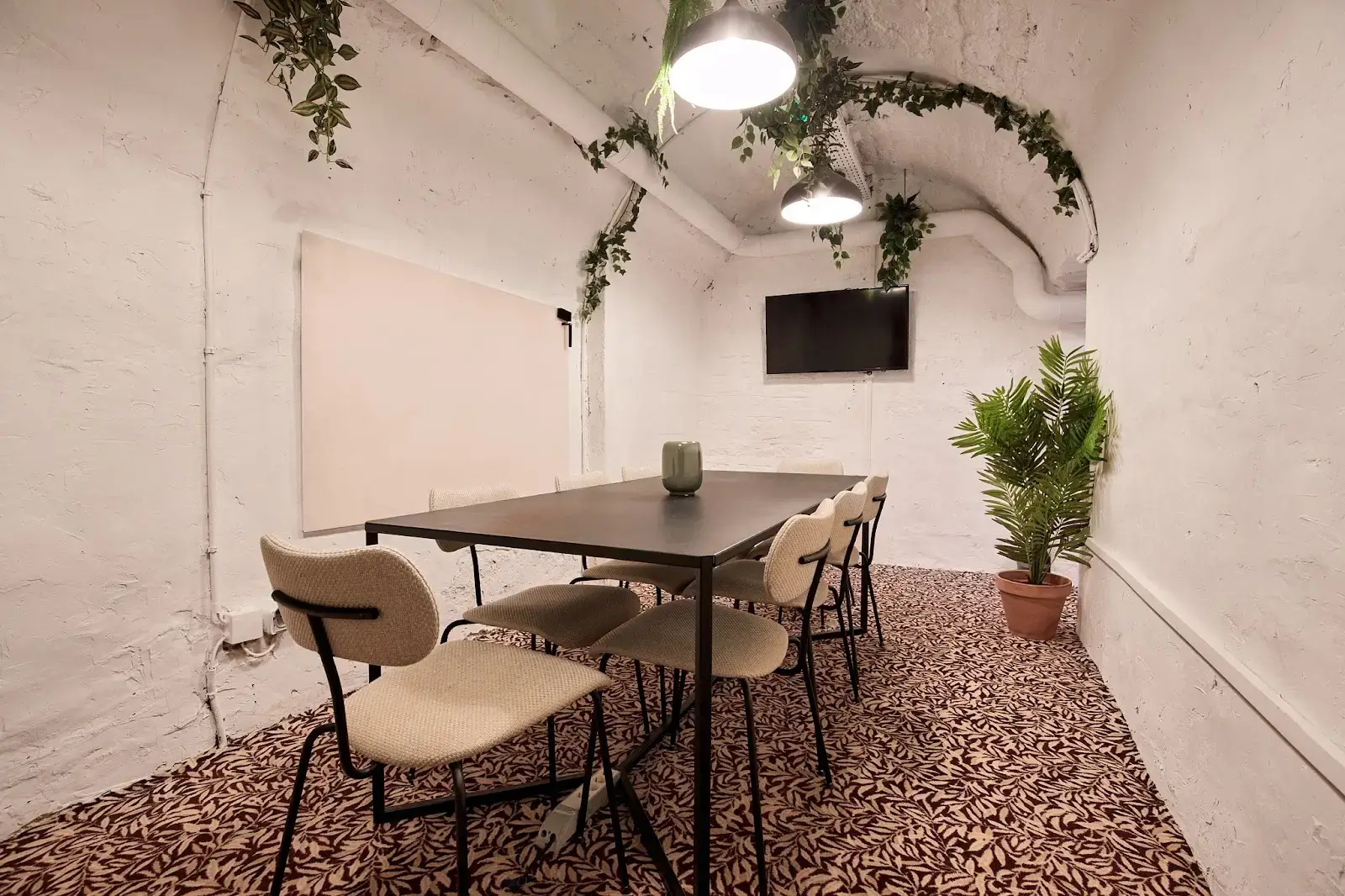 Morning, Victoires interior photo 2