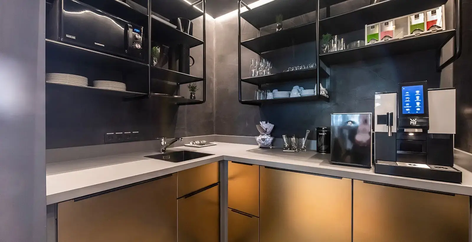 Satellite Office Hamburg Ballindamm interior photo 9