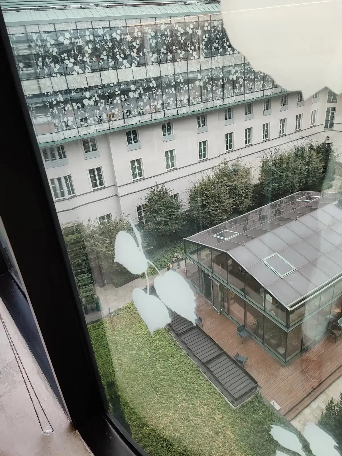 WeWork Hotel Europejski interior photo 4